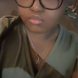 Meet your Posher, Ayat0z